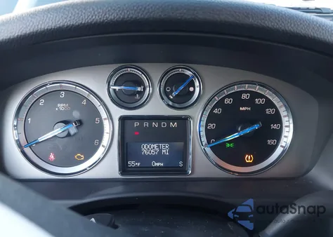 2010 Cadillac Escalade Premium z USA, uszkodzony, nr VIN 1GYUCCEF4AR267589